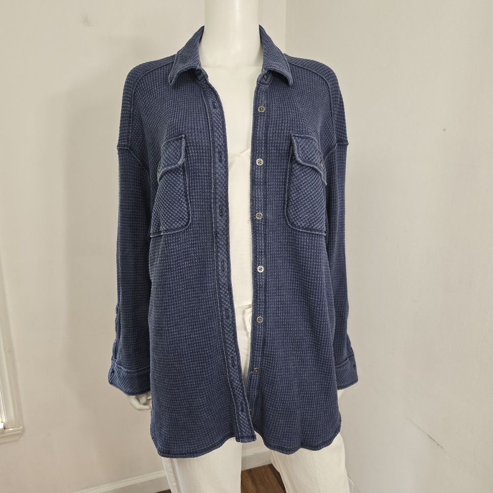 Aerie Jumberjane Waffle Shirt Size M Blue Button Front Stretch Oversized Pockets